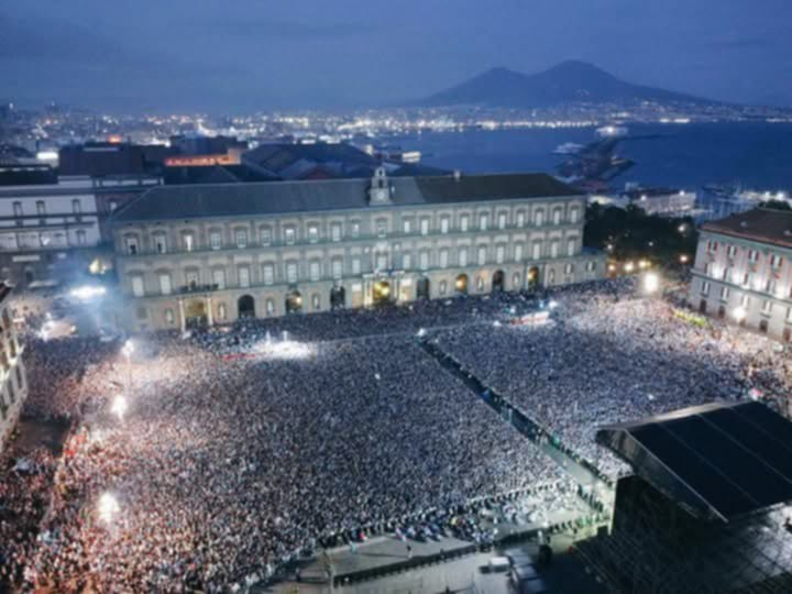 image Napoli. Festa scudetto: chiuse tutte le scuole della I^ Municipalità. Ecco i provvedimenti del Comune