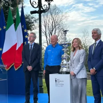 meloni villa pamphili amoerica's cup mapoli Giorgia Meloni: America’s Cup a Napoli un orgoglio per ogni italiano. Eventi planetario ed è anche un omaggio al nostro mare