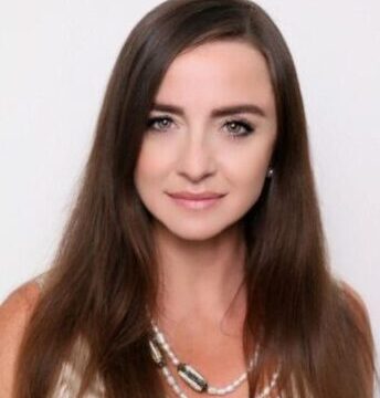 Arriva la ‘proposta gentile’ di Roberta Cirella (Moderati per Volla): “I giovani hanno diritto di sognare, è il tempo del Cambiamento”