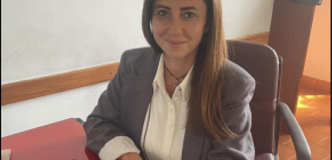 1 tav Cercola. Riesplode la ‘Candidatopoli’, Giulia Tavolaro nominata ‘Garante dei Diritti Diversamente Abili’ per il Comune, fu candidata in ‘Uniamo Cercola’. ‘Bocciato’ l’ex sindaco Pasquale Tammaro