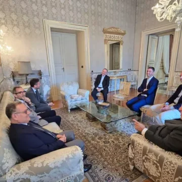 Prefetto di Napoli incontra i nuovi sindaci dell’area metropolitana. Presente anche Giuliano Di Costanzo di Volla. Gli auguri del ‘buon svolgimento di mandato’