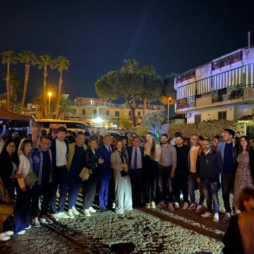 Volla. I candidati al consiglio comunale de ‘I  Volontari del Cambiamento’ accusano di tradimento Pasquale Carbone, delegato di Oblò. Polemiche per la nomina di Bianca Incarnato in Giunta di sinistra