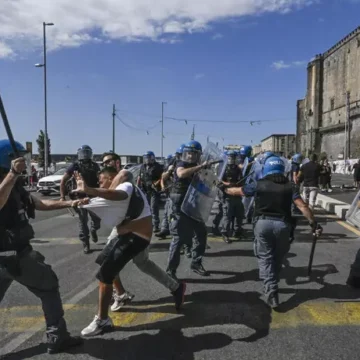 Napoli. Scontri per click day , convalidati i due arresti. Prossima udienza ad ottobre, disposta scarcerazione
