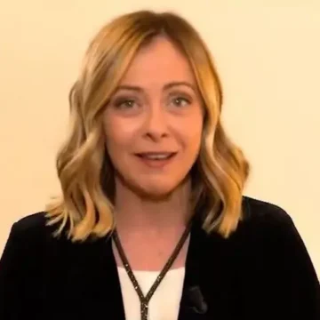 Giorgia Meloni:  “Il Governo sostiene il protagonismo del Sud”. La premier in video messaggio all’Assemblea dell’Unione degli industriali di Napoli