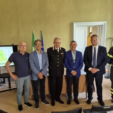 xampagfna antincedio boschivo vesuvio Vesuvio. Parte la campagna antincendio boschivo 2025, Ente Parco Nazionale del Vesuvio conferma la fortunata collaborazione con la Direzione Regionale dei Vigili del Fuoco