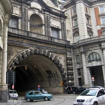 Napoli. Lavori di manutenzione urgenti, Galleria Vittoria chiusa per due notti