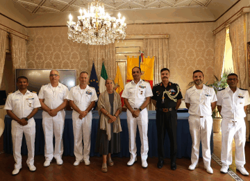 Comune di Napoli. Il vicesindaco Laura Lieto ha ricevuto il comandante della nave “INS Tamal”