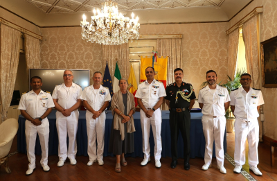 lieto ins Comune di Napoli. Il vicesindaco Laura Lieto ha ricevuto il comandante della nave “INS Tamal”