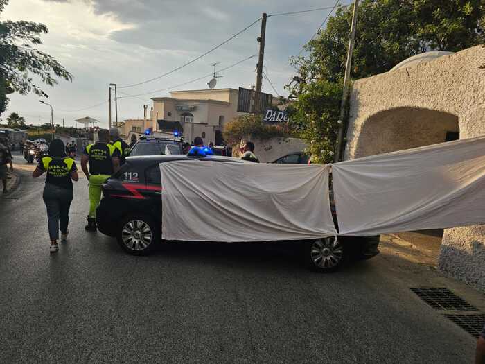 sparatoria forio d'ischia Sparatoria a Forio d’Ischia, tre morti e un ferito grave