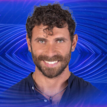 Partito il Grande Fratello 2025.  In gara due ‘napoletani: Domenico D’Alterio,  31enne  operaio di Scampia’ e Giulio Carotenuto, 29enne medico di Torre Annunziata