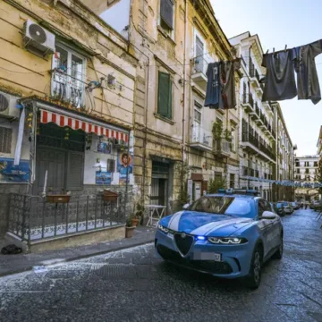 ps delitto centro storico Napoli. Delitto centro storico, arrestata la donna che ha ucciso il marito dopo averla ferita