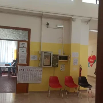 Vescovi campani ‘preoccupati’ per l’astensionismo: “Non votare è rinuncia al futuro”