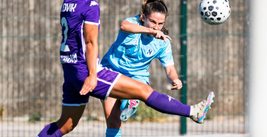 napoli fiorentina calcio femminile stadio cercola Serie A calcio femminile. Napoli vola in vetta alla classifica, battuta la Ternana a Narni. Domenica allo stadio comunale Piccolo di Cercola big match contro la Roma