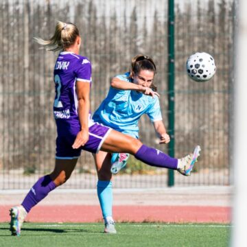 napoli fiorentina calcio femminile stadio cercola Serie A calcio femminile. Debutto vincente del Napoli sulla Fiorentina, allo stadio comunale Giuseppe Piccolo di Cercola decisivo il goal della danese Cecilie Fløe Nielsen