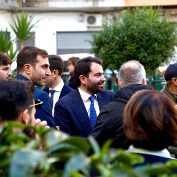 pisacane teatro troisi Napoli. Bagno di folla per l’apertura elettorale di Raffaele Maria Pisacane. Edmondo Cirielli: “Pisacane, un politico di cuore e competente, non certo uno sbrigafaccende”