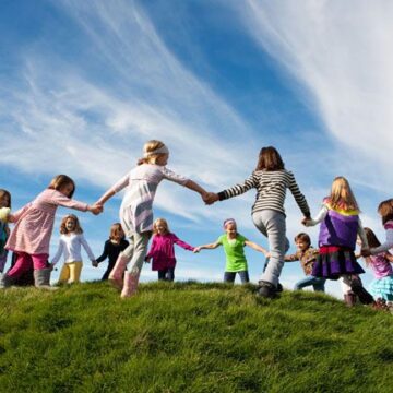 centri ricreativi ‘Caos Centri Ricreativi’, anche familiari di esponenti di Viva Volla, dopo il PD e Oblò per Volla, tra i beneficiari dei fondi ministeriali. Il caso si fa più spinoso