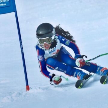 Dramma Olimpico. Sci Alpino, Giada D’Antonio cade in allenamento. Referto medico impietoso: “Trauma distorsivo al ginocchio destro con sospetta rottura del legamento crociato anteriore”