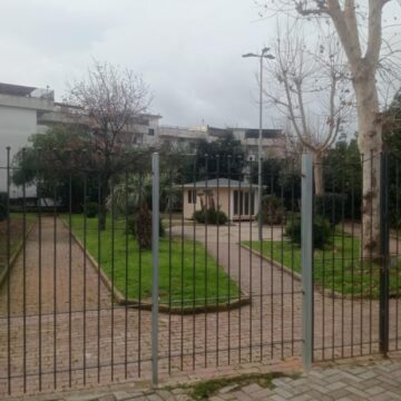 MASSERIA CARAFA Cercola. Affidamento ‘Piazza Masseria Carafa’, non risulta rilascio autorizzazione commerciale per il chiosco e dehor. Scintilla APS, non ancora costituita, si sarebbe presentata come mandatario di un gruppo di operatori economici