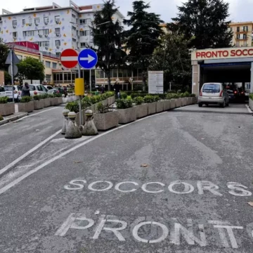cardarelli osp Boom dei casi di influenza e polmonite negli ospedali napoletani. Al Cardarelli +25%, al Santobono tanti ricoveri