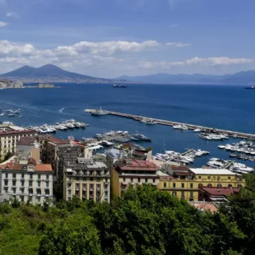 Napoli alla BIT di Milano, ancora un anno di presenze record: focus su qualità dell’offerta culturale, gestione dei flussi e servizi di accoglienza