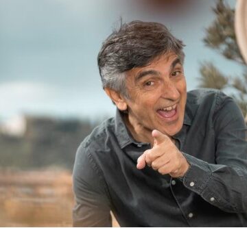 “Di mamma ce n’è una sola”, commedia di Vincenzo Salemme in onda questa sera – sabato 31 gennaio – su Rai 5 dalle  21,20