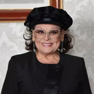 angela luce Napoli piange la scomparsa di Angela Luce. Attrice e cantante: fu terza al Festival di Sanremo e icona della sceneggiata